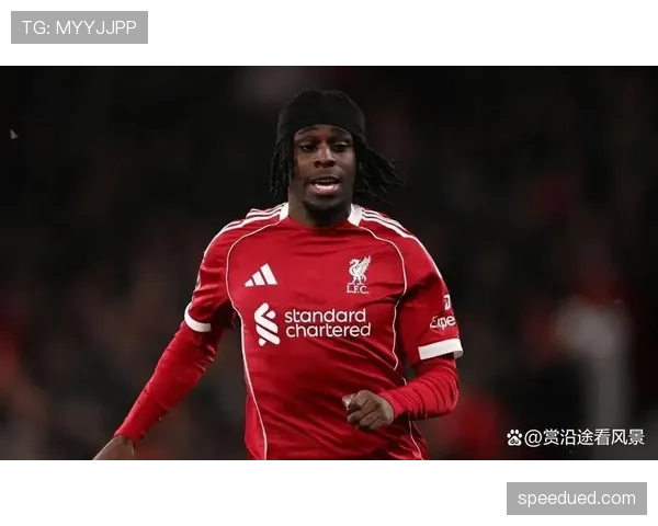 压制前锋并长传串联，本赛季范戴克令防线更主动